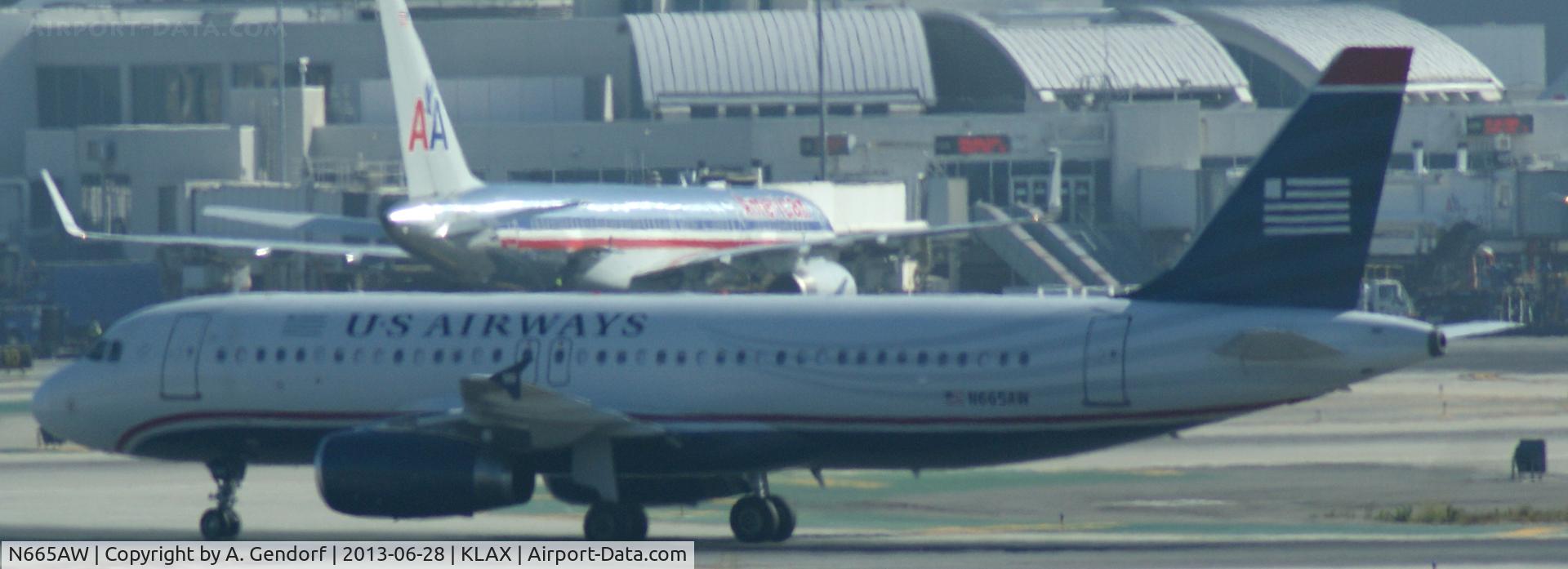 N665AW, 2001 Airbus A320-232 C/N 1644, US Airways, shortly after landing at Los Angeles Int´l(KLAX)
