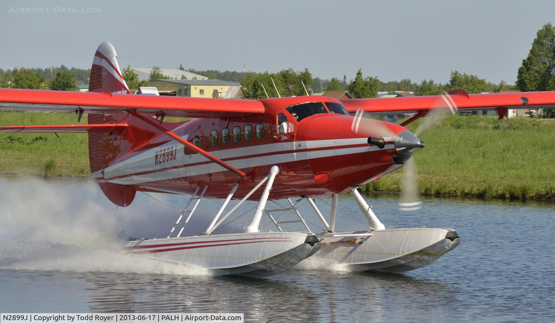 N2899J, 1961 De Havilland Canada DHC-3 Turbo Otter C/N 425, Taxiing at Lake Hood
