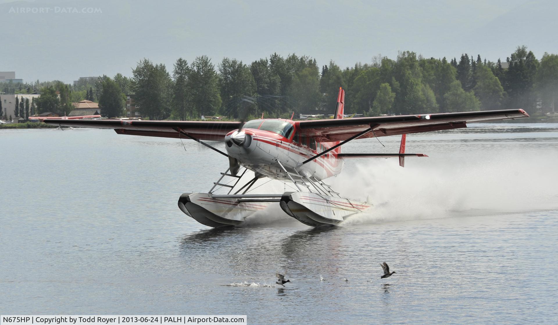 N675HP, 1998 Cessna 208 Caravan I C/N 20800289, Departing Lake Hood