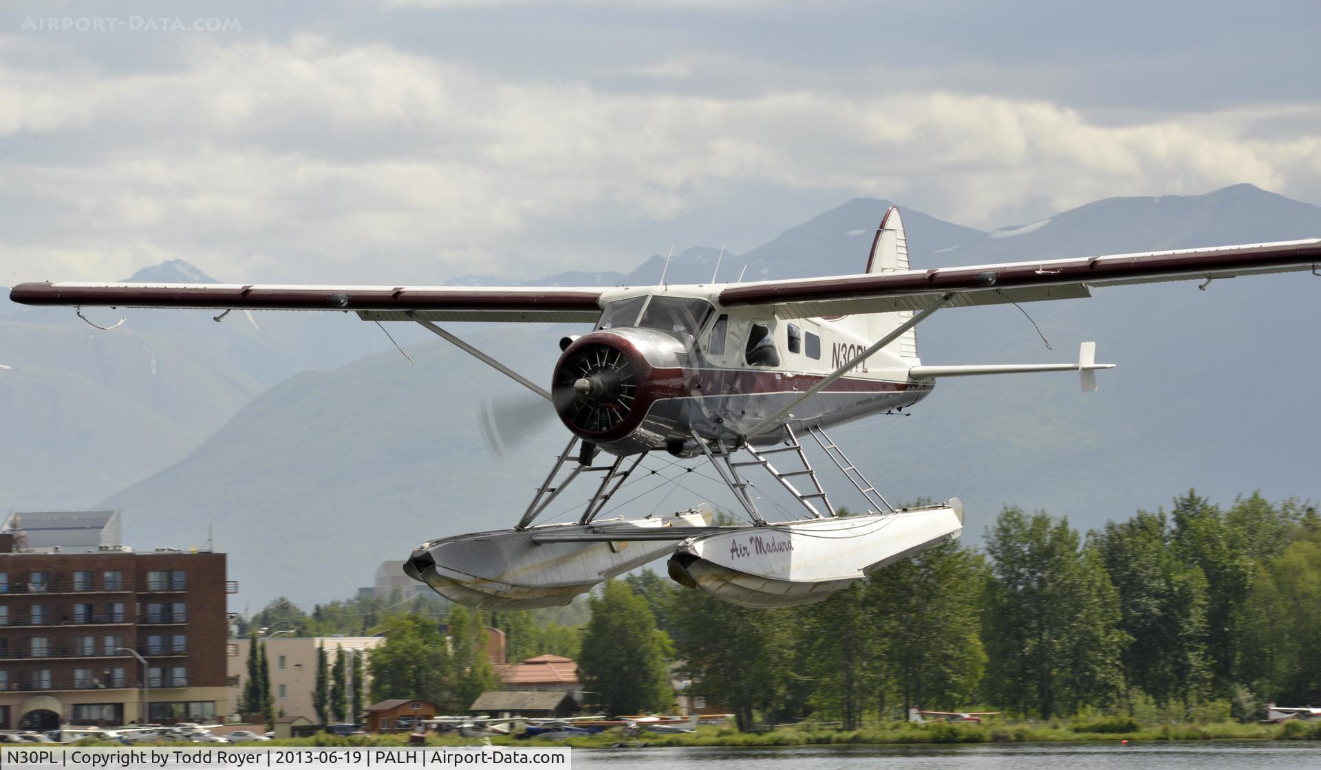 N30PL, 1964 De Havilland Canada DHC-2 Beaver C/N 1554, Landing at Lake Hood