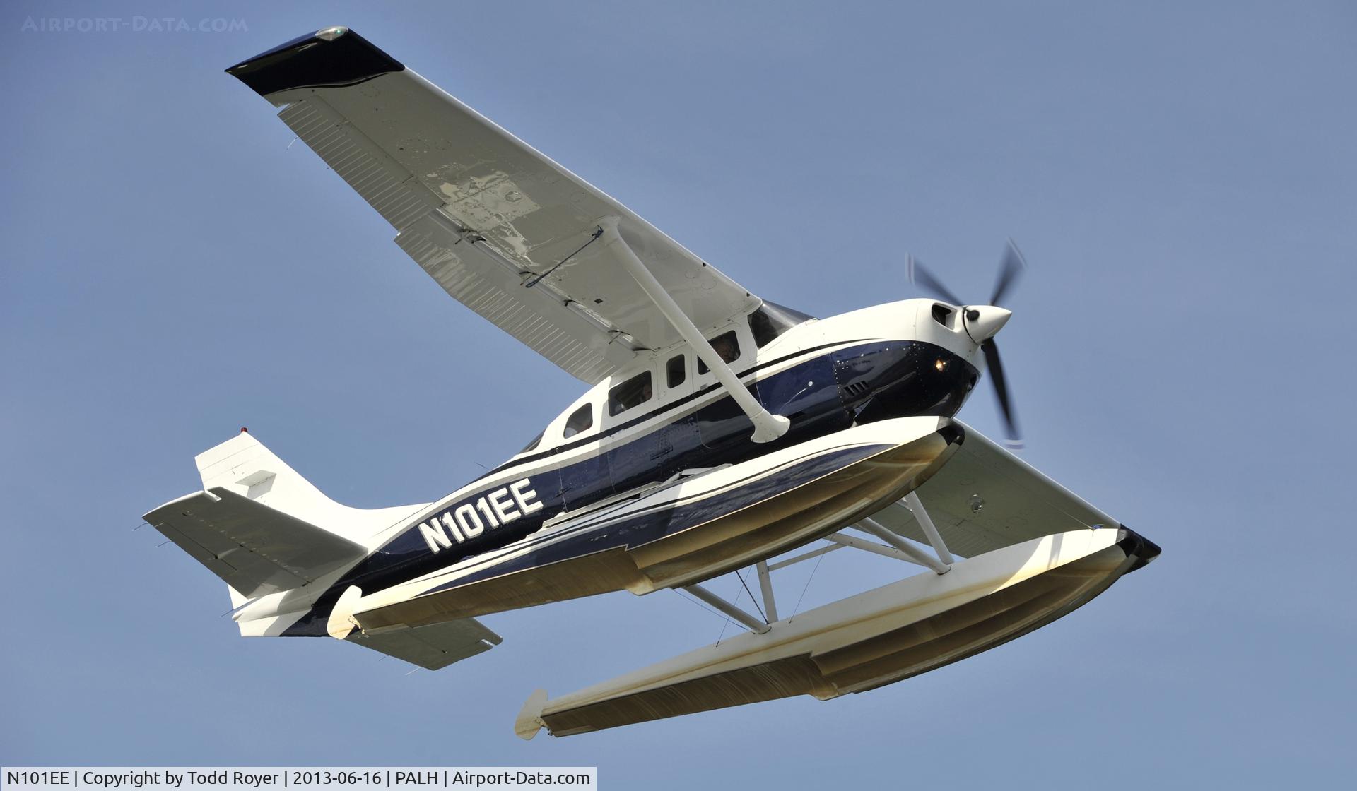 N101EE, 1982 Cessna TU206G Turbo Stationair C/N U20606602, Departing Lake Hood