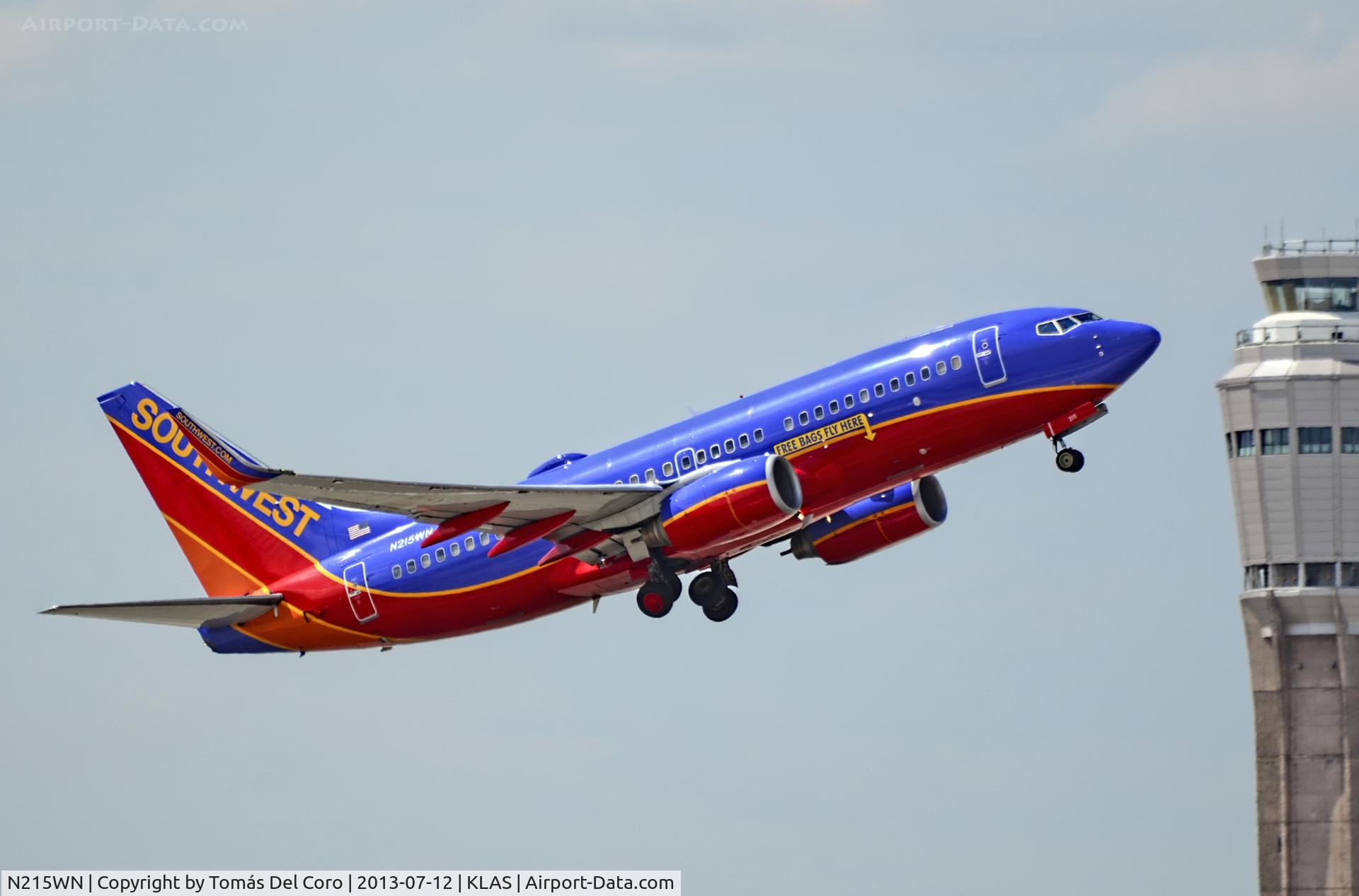 N215WN, 2005 Boeing 737-7H4 C/N 32487, N215WN Southwest Airlines  2005 Boeing 737-7H4 C/N 32487

