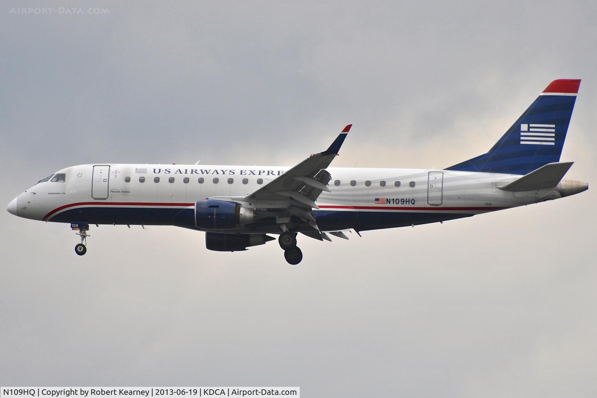 N109HQ, 2007 Embraer 175LR (ERJ-170-200LR) C/N 17000168, On short finals for r/w 1