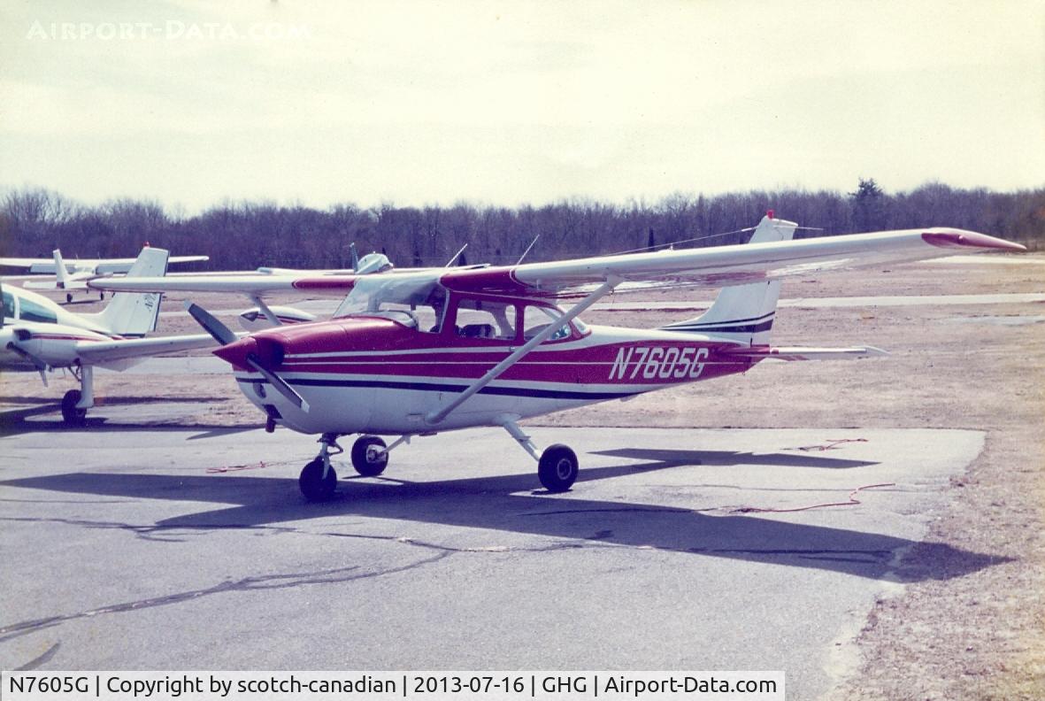 N7605G, 1970 Cessna 172L C/N 17259305, 1970 Cessna 172L, N7605G, at Marshfield Municipal Airport, Marshfield, MA - 1991