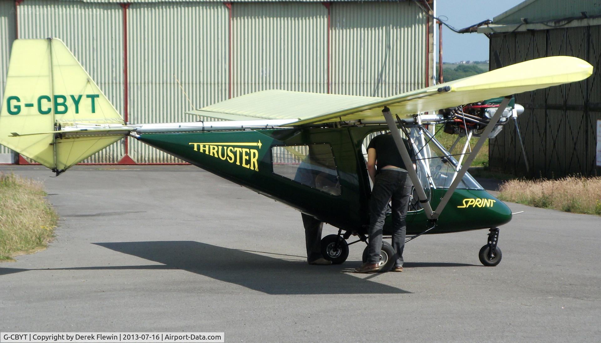 G-CBYT, 2002 Thruster T600N 450 C/N 0102-T600N-072, Visiting Thruster T600N 450.