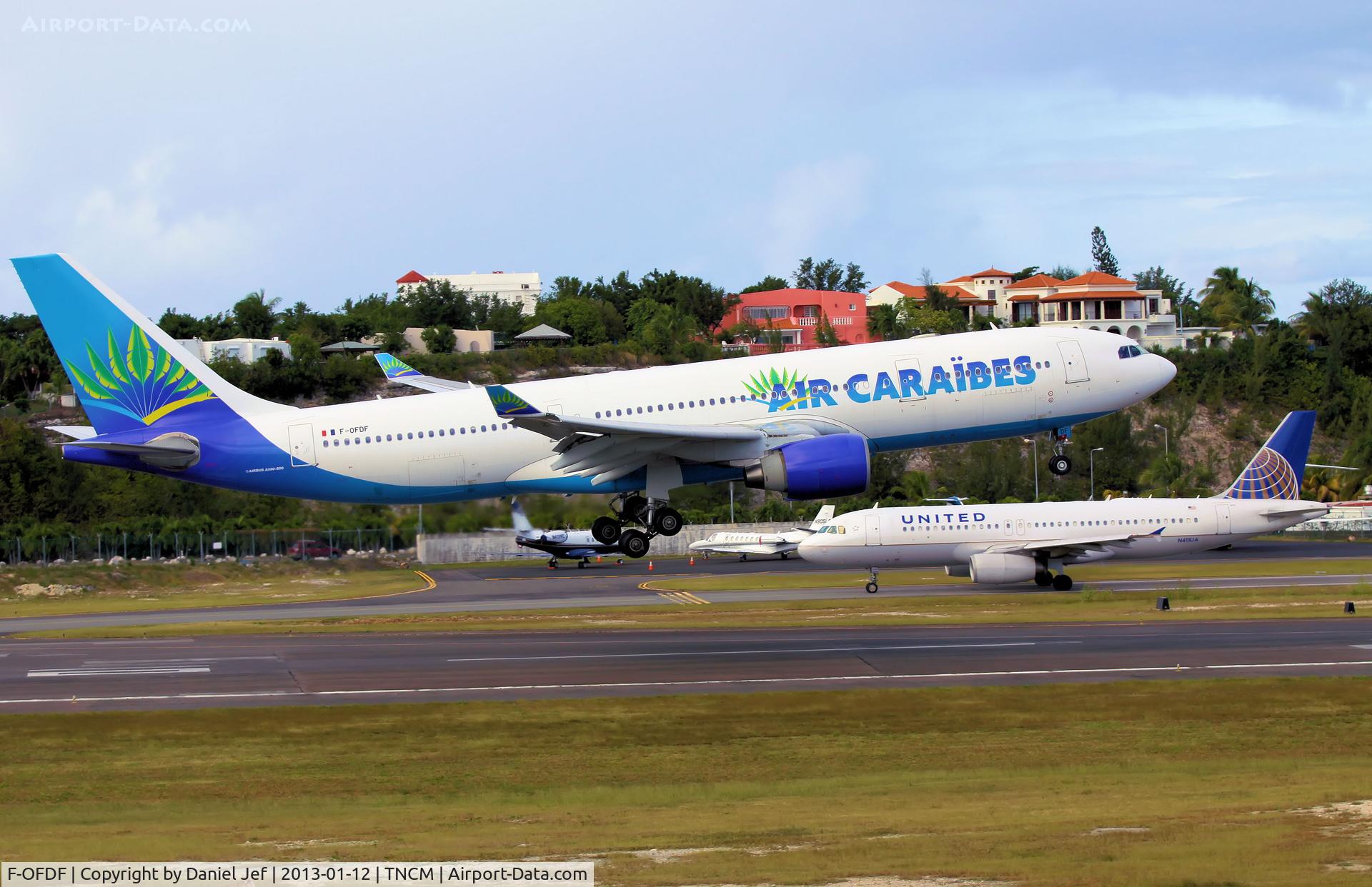 F-OFDF, 1999 Airbus A330-223 C/N 253, F-OFDF