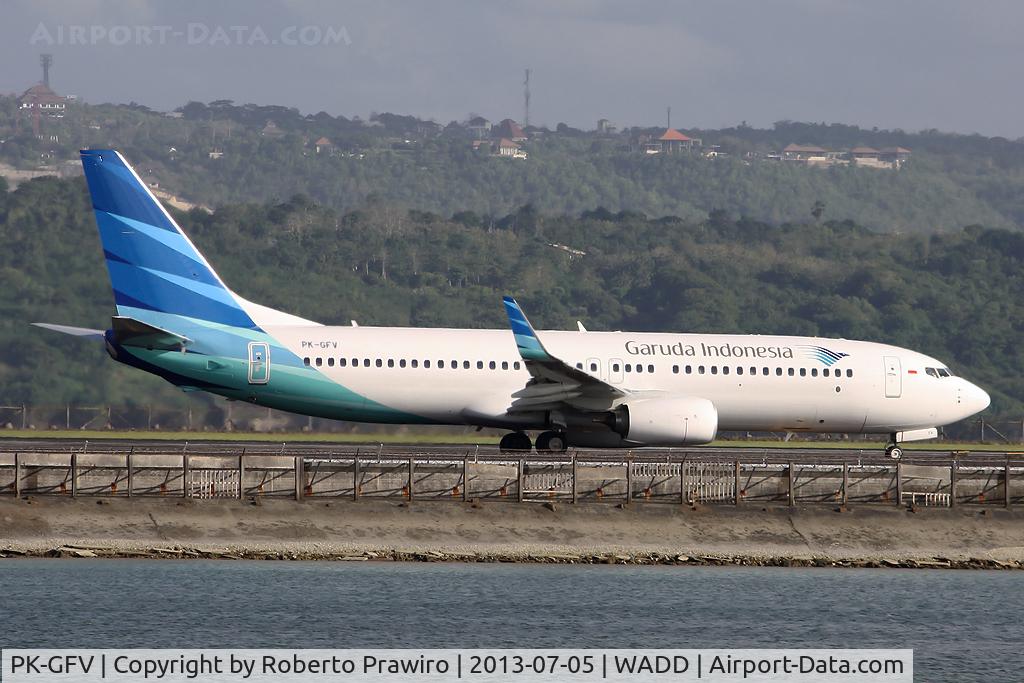 PK-GFV, 2013 Boeing 737-8U3 C/N 38885, Taxiing
