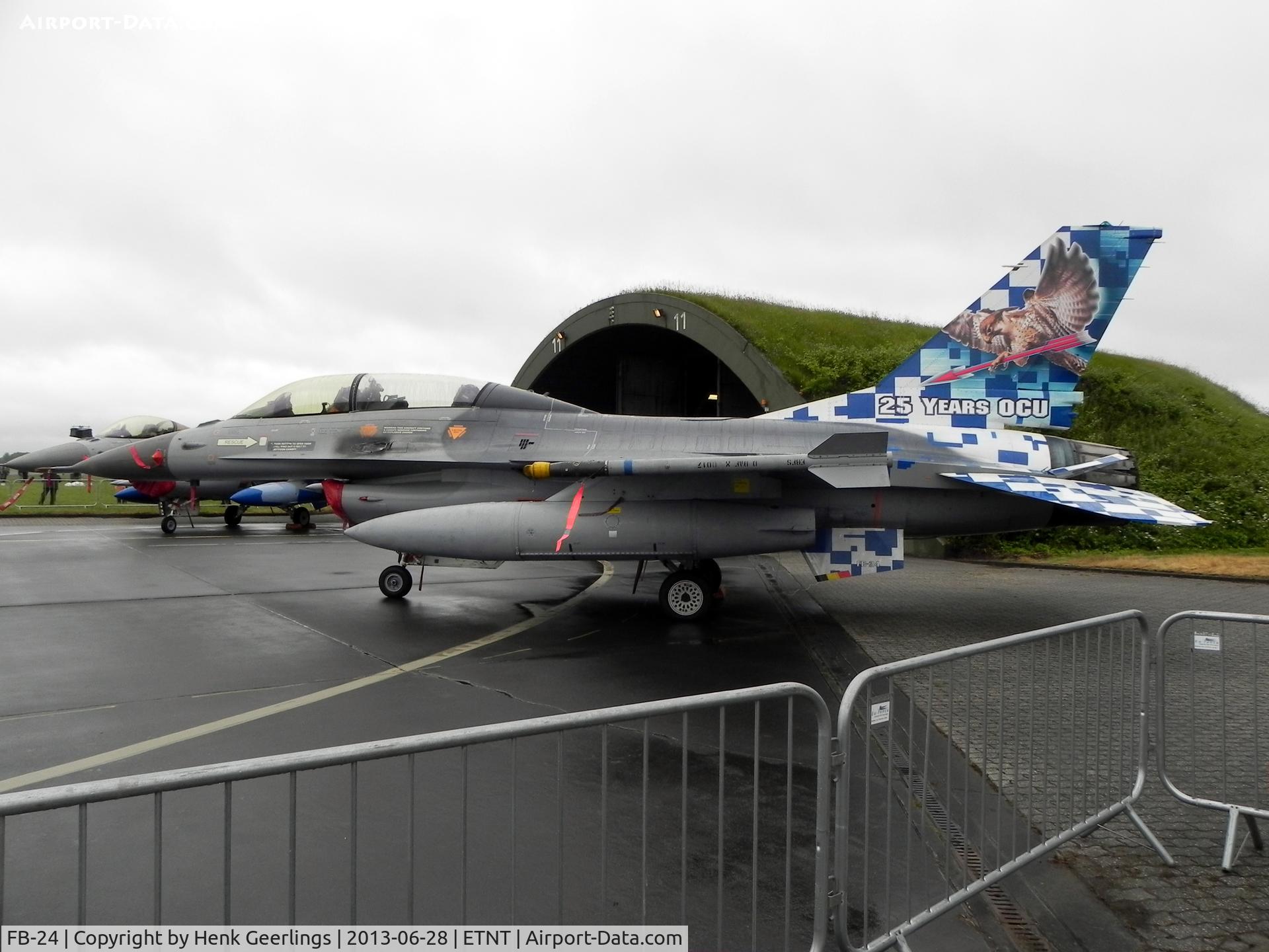FB-24, General Dynamics F-16BM Fighting Falcon C/N 6J-24, Phantom - Farewell , Openday at Wittmund AFB, Germany   ; Spcl cs tail