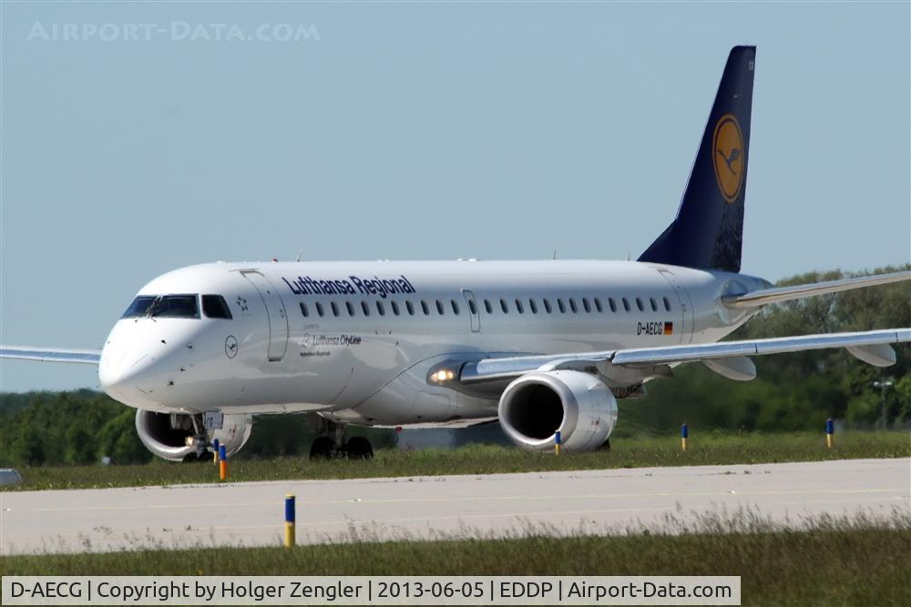 D-AECG, 2010 Embraer 190LR (ERJ-190-100LR) C/N 19000368, On taxi to apron 1....