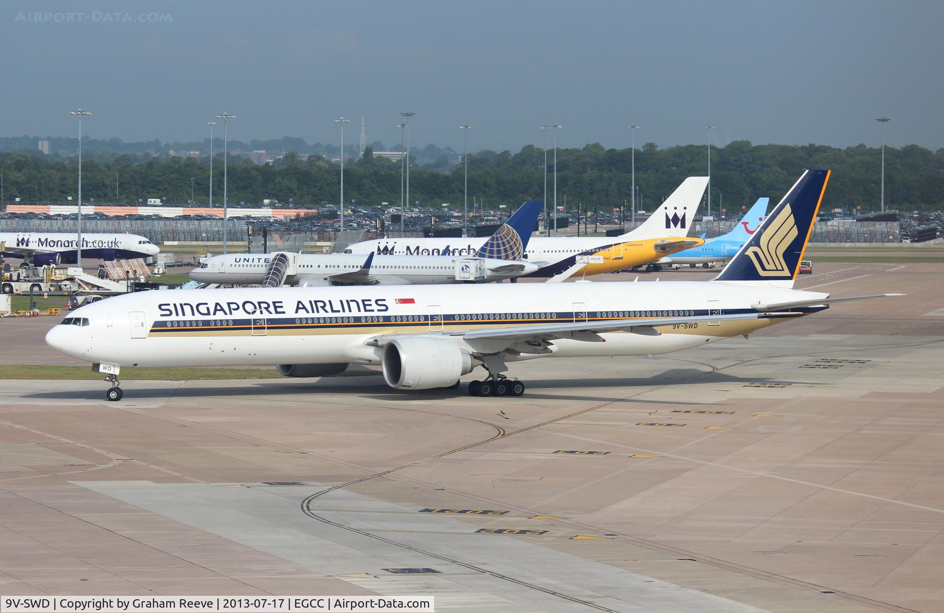 9V-SWD, 2006 Boeing 777-312/ER C/N 34569, About to depart.