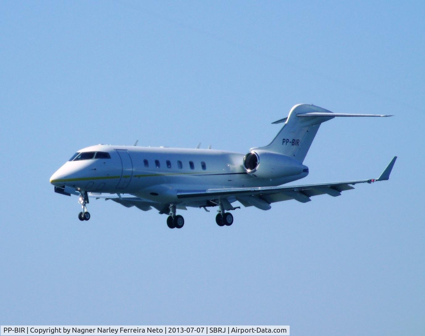 PP-BIR, 2007 Bombardier Challenger 300 (BD-100-1A10) C/N 20178, PP-BIR, Santos Dumont Airport 07 07 2013