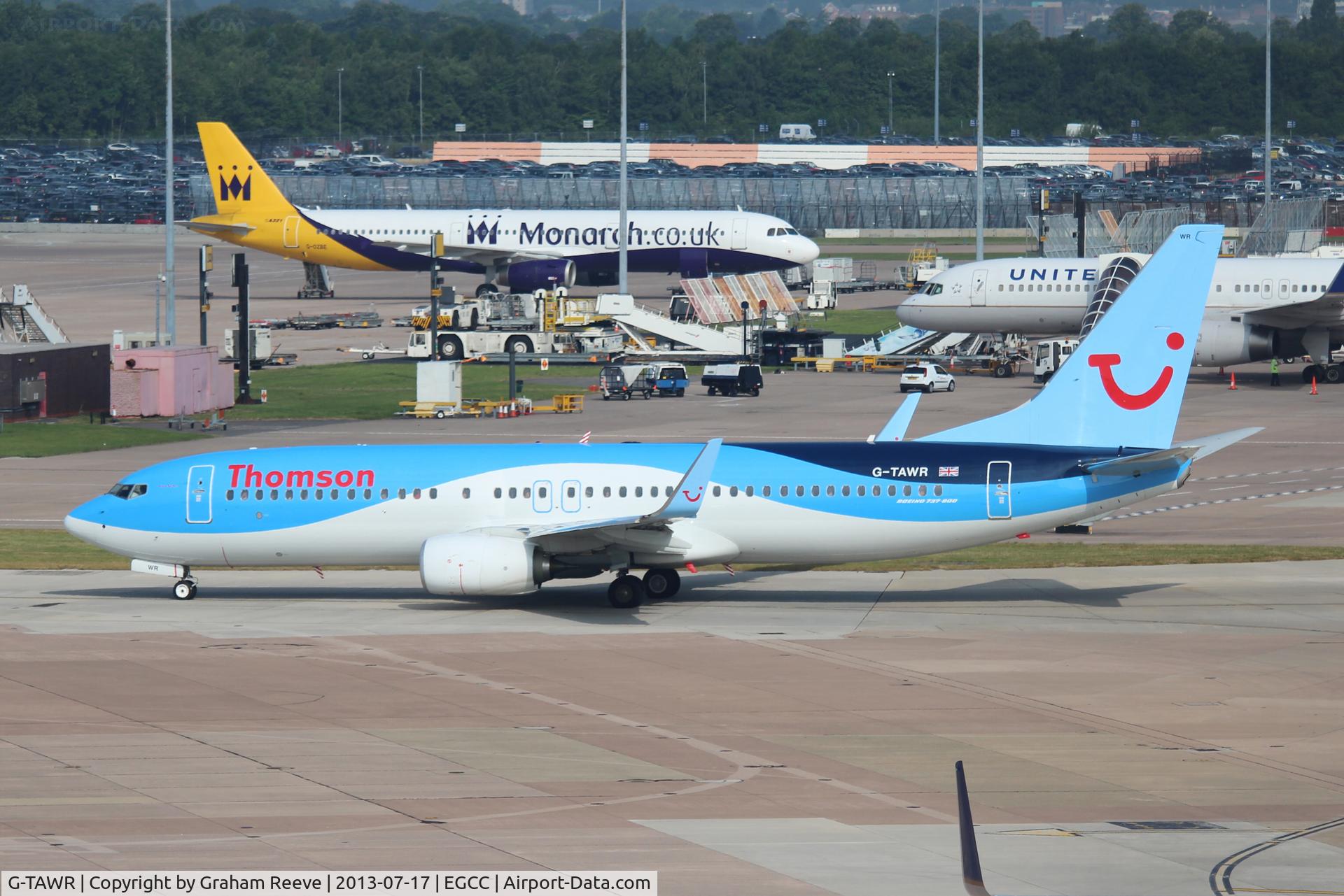 G-TAWR, 2013 Boeing 737-8K5 C/N 37256, About to depart.
