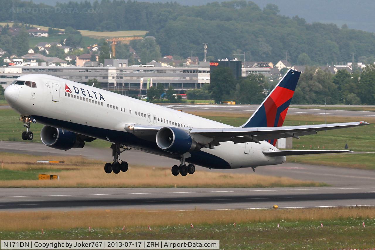 N171DN, 1990 Boeing 767-332 C/N 24759, Delta Airlines