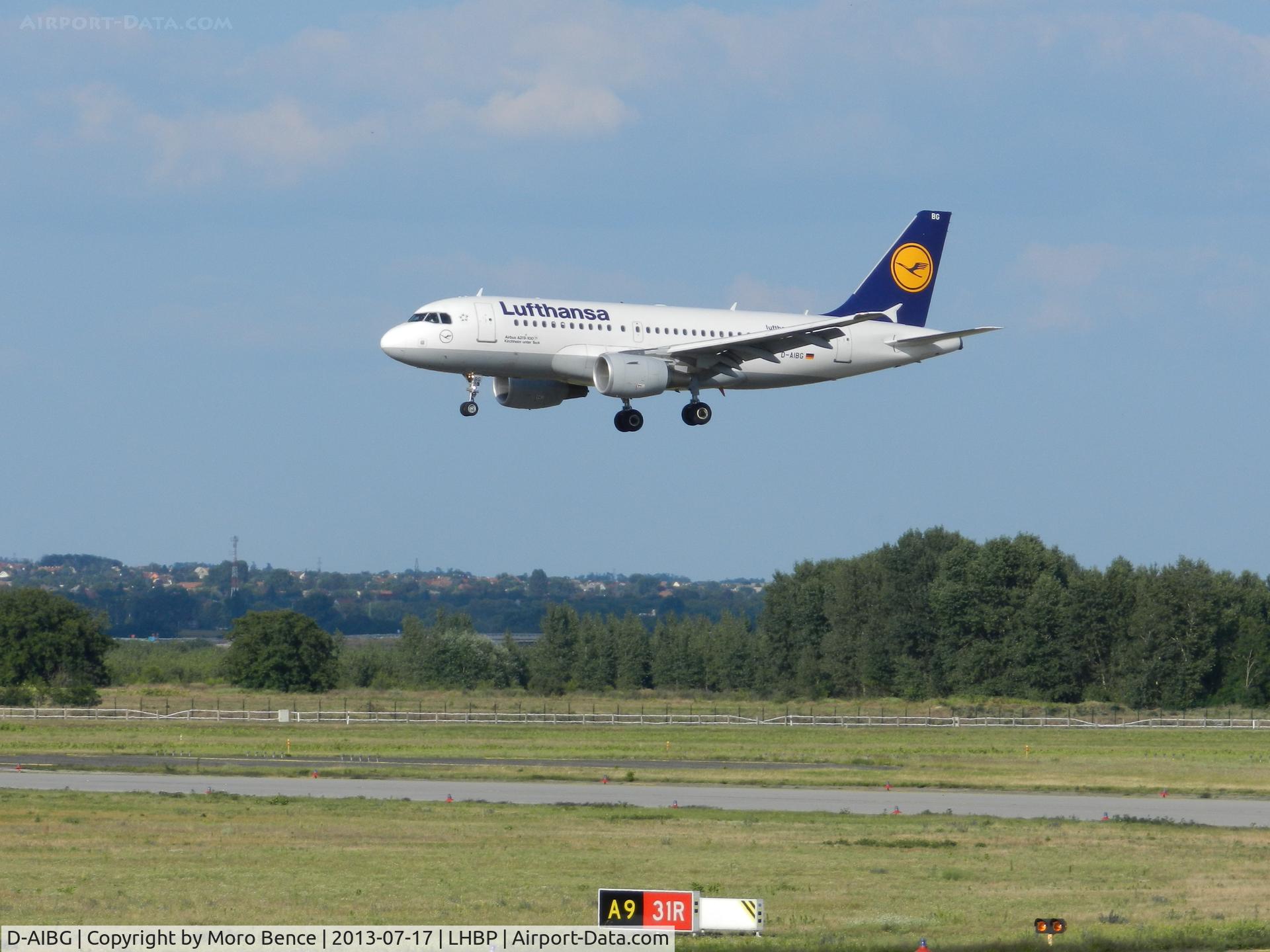 D-AIBG, 2011 Airbus A319-112 C/N 4841, LHBP Landing 31R