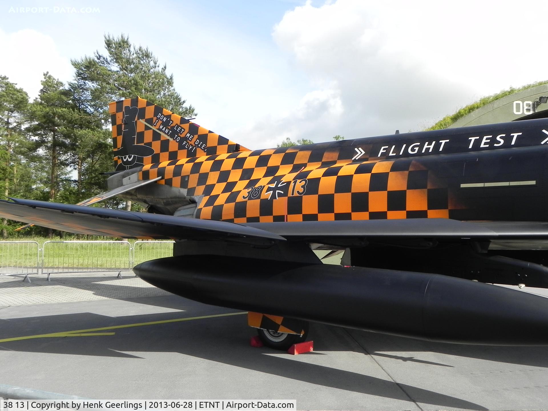 38 13, 1972 McDonnell Douglas F-4F Phantom II C/N 4644, Phantom F-4F Farewell Airshow at Wittmund AFB

Flight Test  x Spcl cs