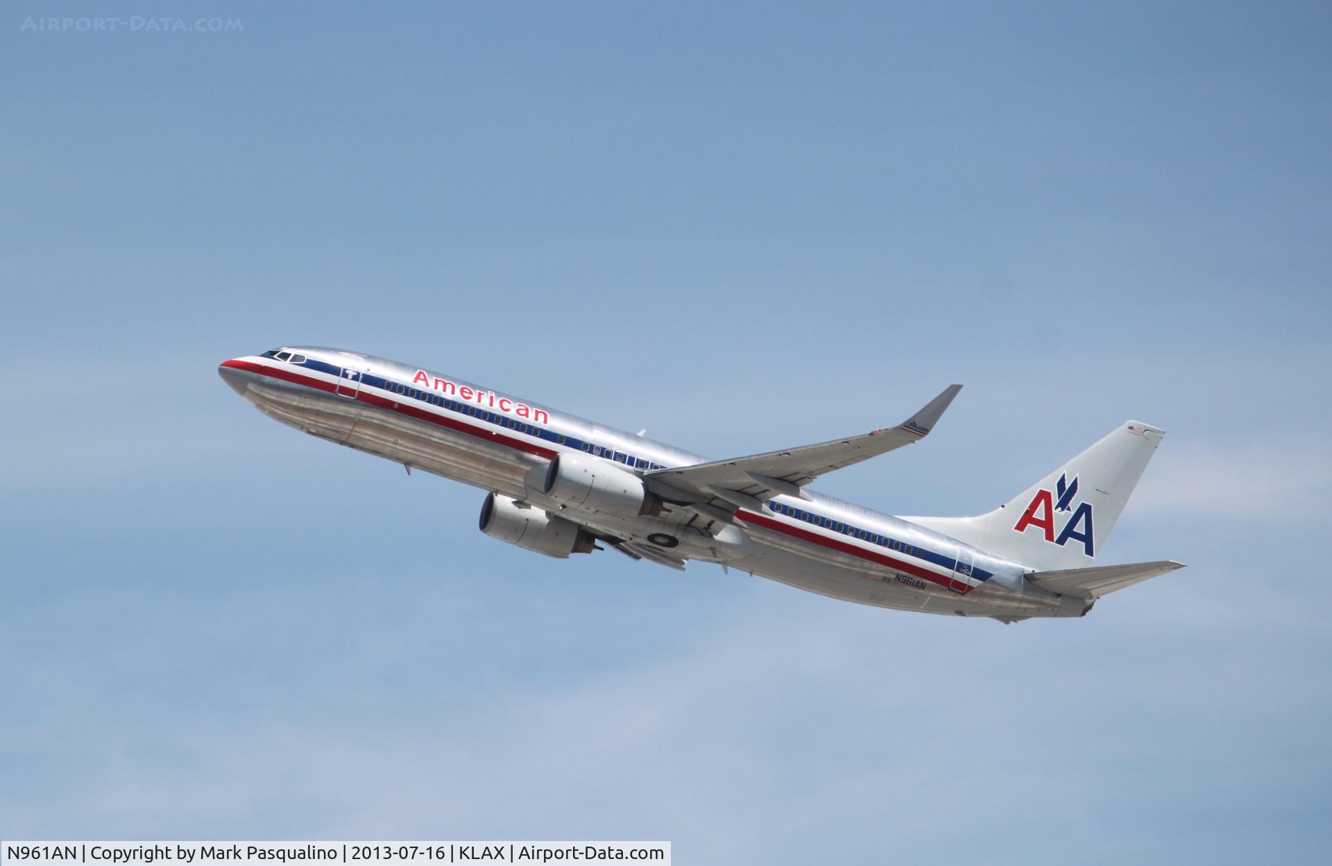 N961AN, 2001 Boeing 737-823 C/N 30092, Boeing 737-800