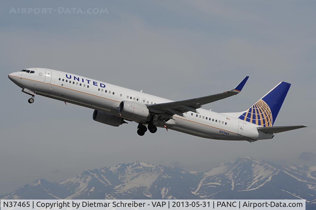 N37465, 2012 Boeing 737-924/ER C/N 36599, United Boeing 737-900