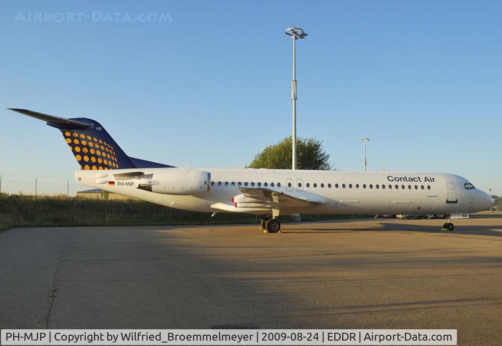 PH-MJP, 1995 Fokker 100 (F-28-0100) C/N 11505, Just delivered to Contact Air.
Aircraft is waiting to be registered as D-AFKE.