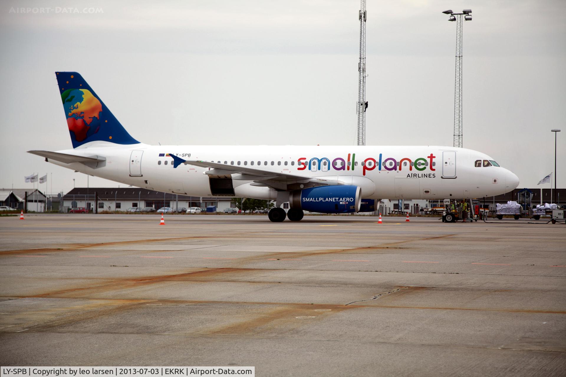 LY-SPB, 2006 Airbus A320-232 C/N 2987, Roskilde Denmark 3.7.13