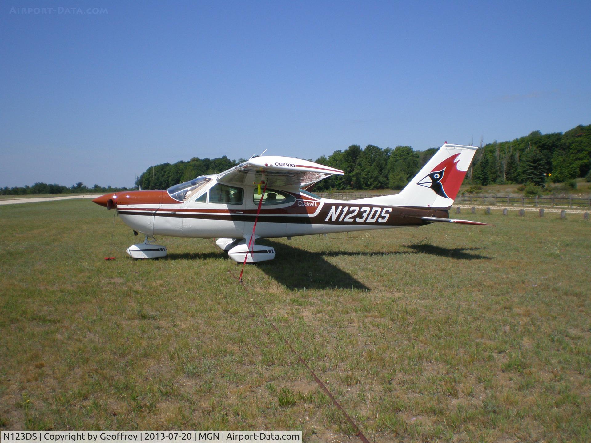 N123DS, 1975 Cessna 177B Cardinal C/N 17702373, VERY NICE!