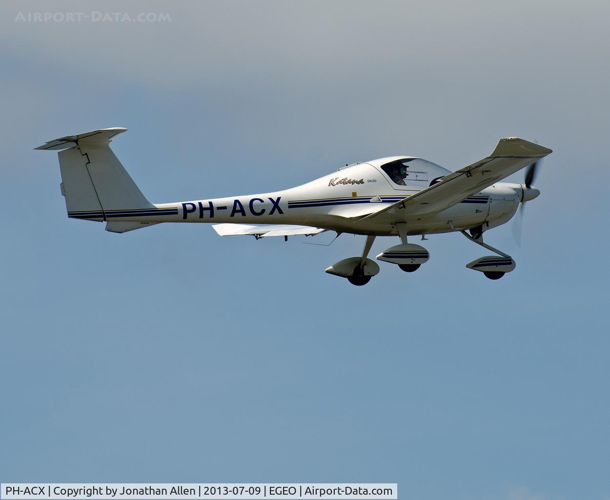 PH-ACX, 1994 Diamond DA-20A-1 Katana C/N 10008, Departing from Oban Airport (North Connel).