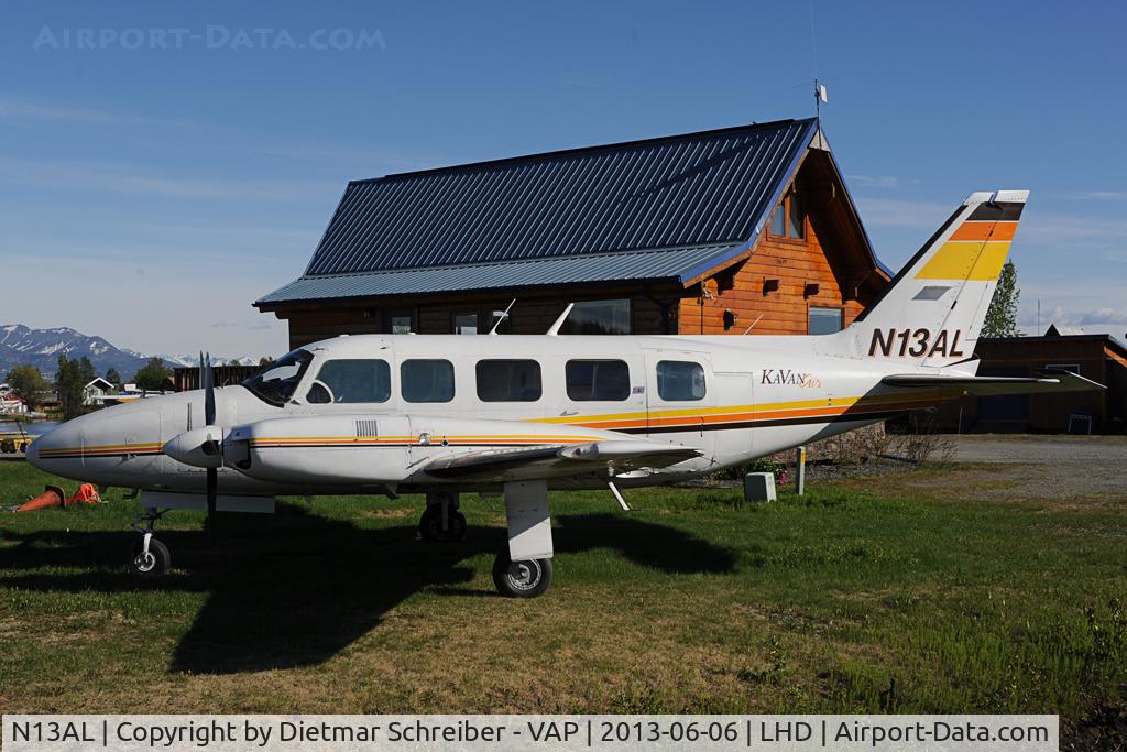 N13AL, 1976 Piper PA-31-350 Chieftain C/N 31-7752009, Kavan Air Piper 31 navajo
