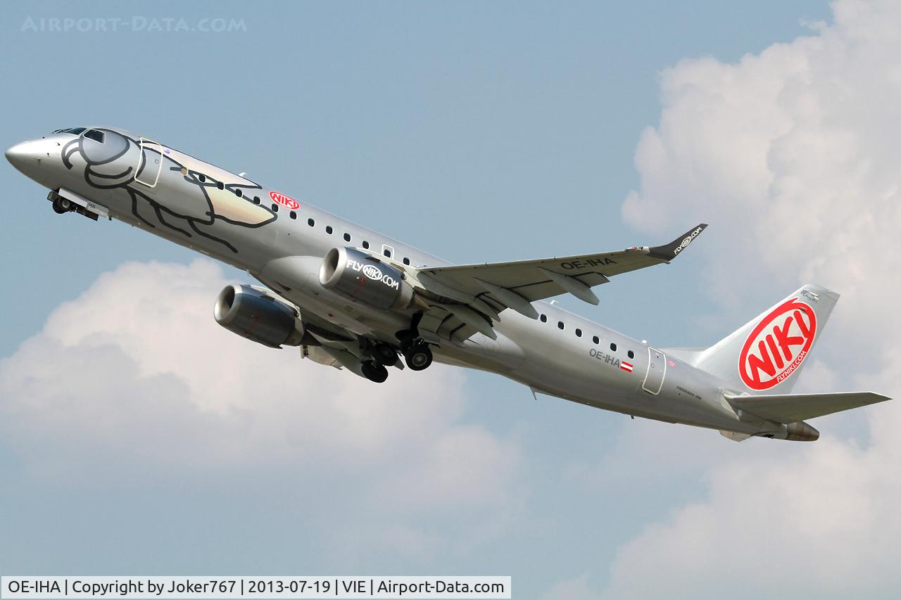 OE-IHA, 2009 Embraer 190LR (ERJ-190-100LR) C/N 19000285, NIKI
