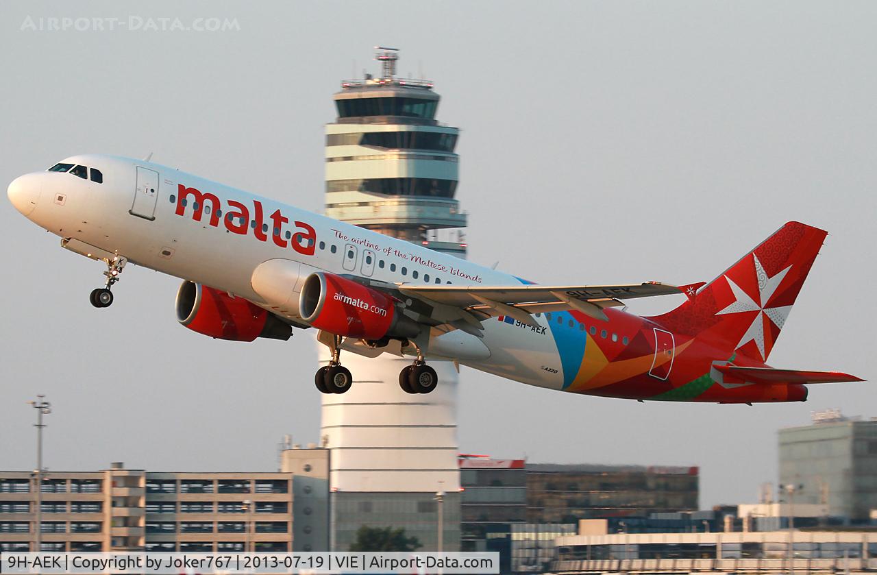 9H-AEK, 2004 Airbus A320-211 C/N 2291, Air Malta