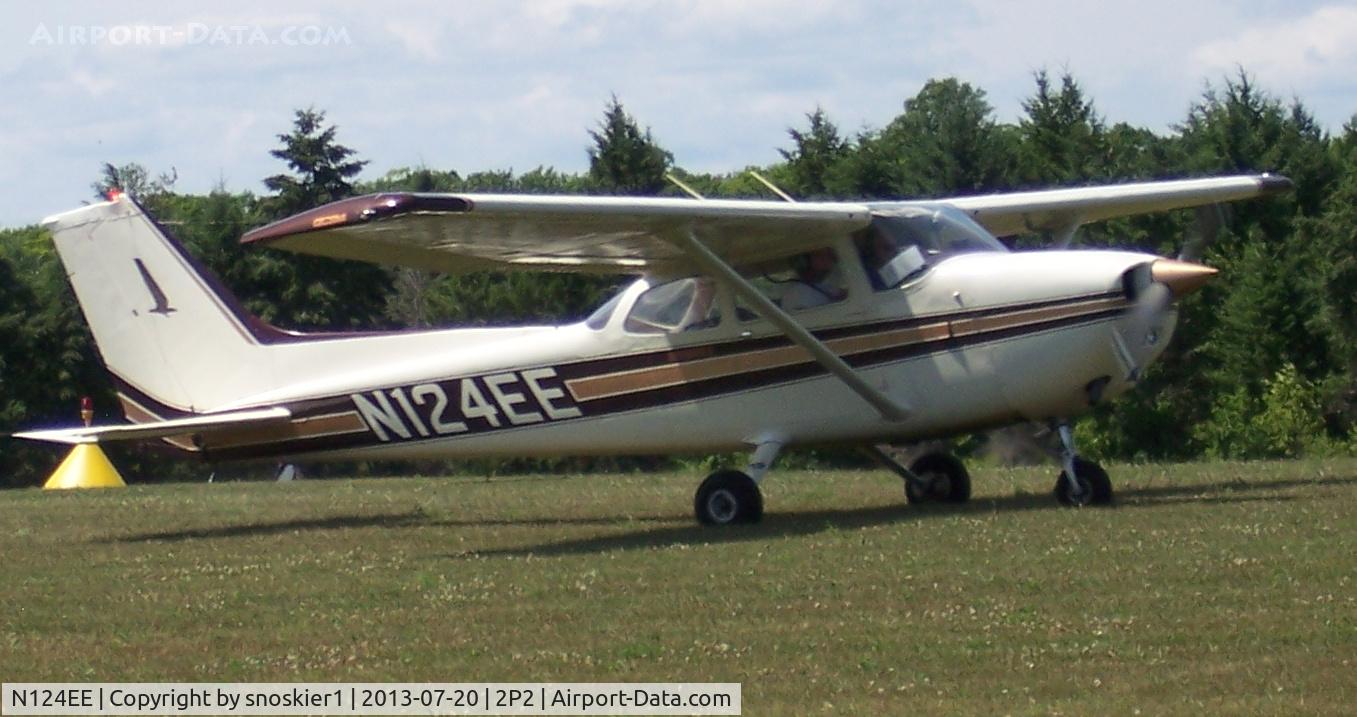 N124EE, Cessna 172N C/N 172-68996, 60th Annual Washington Island fishboil