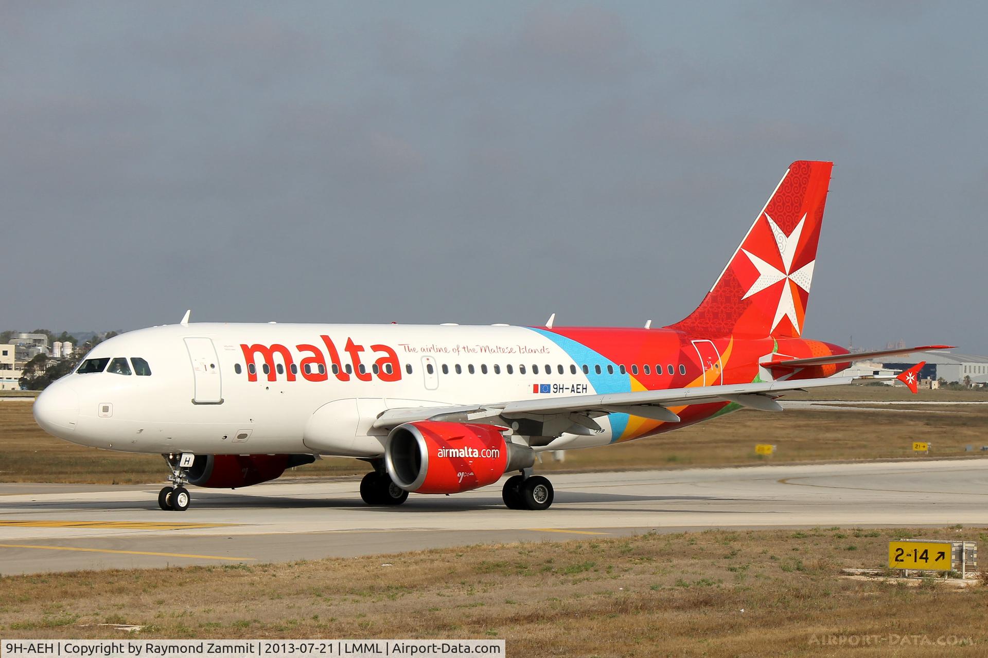 9H-AEH, 2004 Airbus A319-111 C/N 2122, A319 9H-AEH Air Malta.