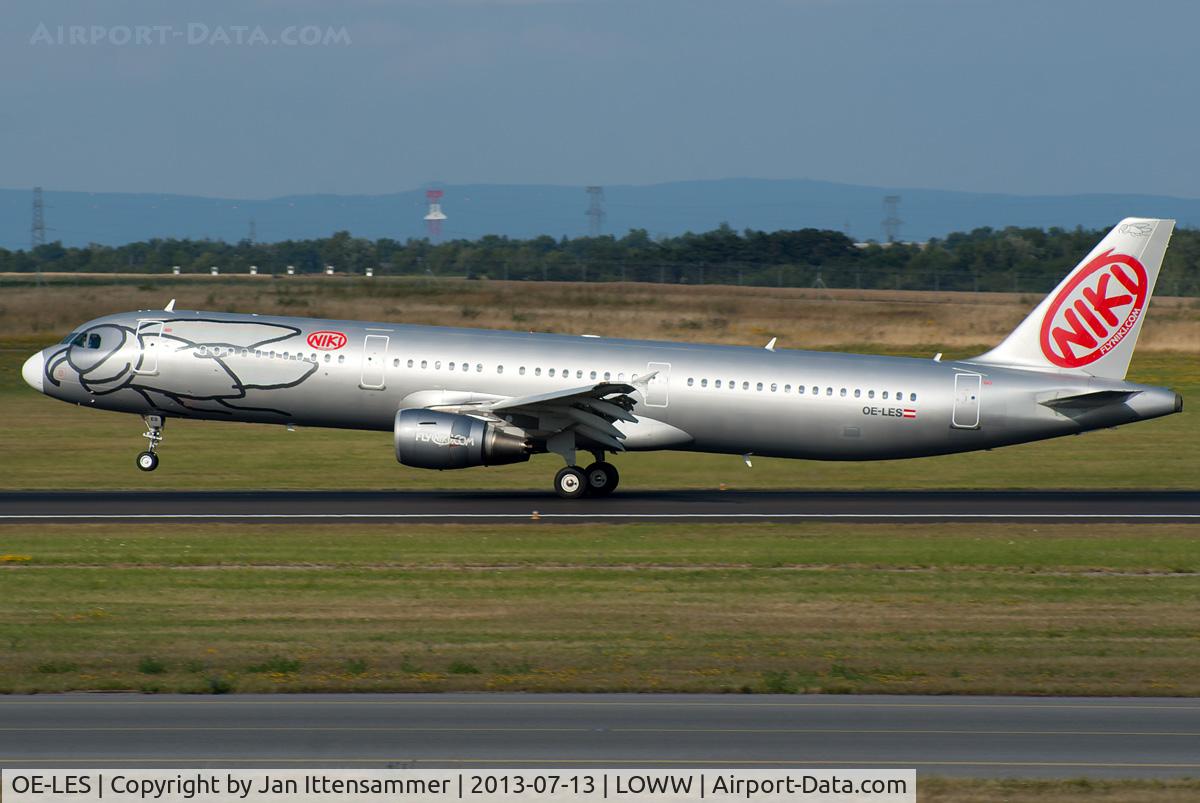 OE-LES, 2008 Airbus A321-211 C/N 3504, oe-les