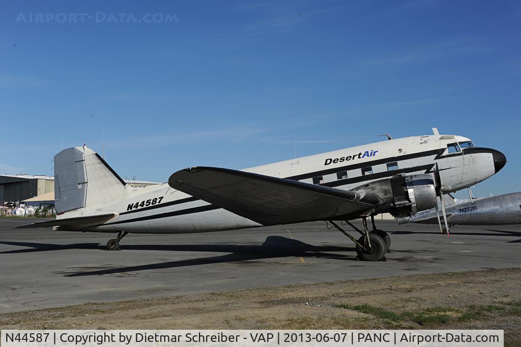 N44587, 1944 Douglas C-47A-20-DK Skytrain  (DC-3C) C/N 12857, Dessert Air DC3
