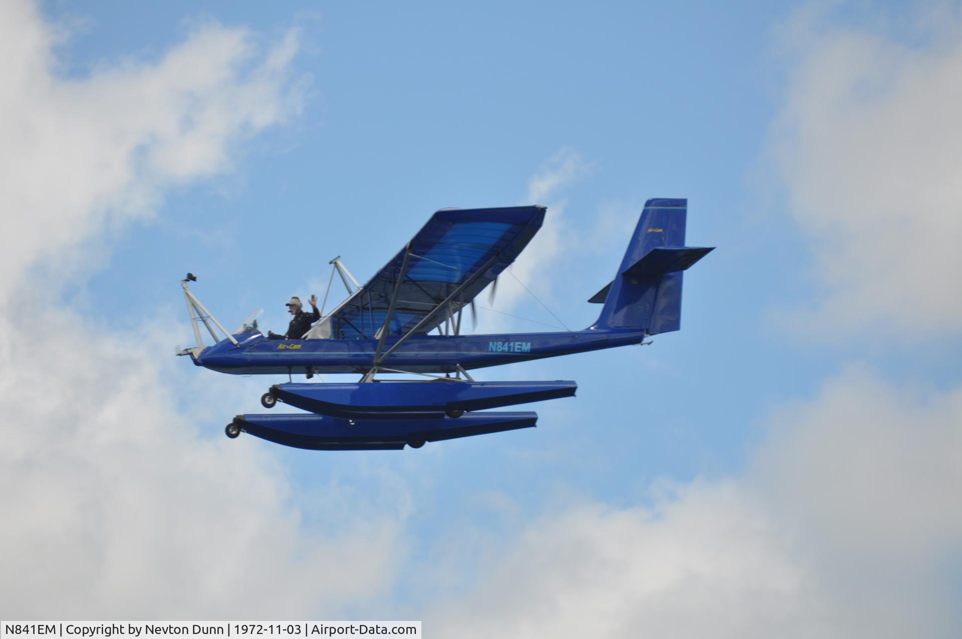 N841EM, Leza-Lockwood Air Cam C/N AC133L, over Lake placid Lake
