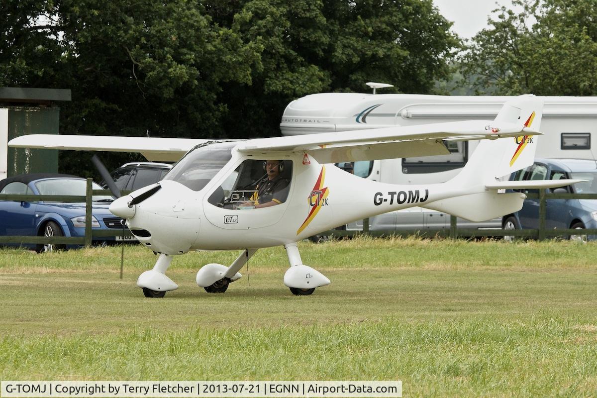 G-TOMJ, 2003 Flight Design CT2K C/N 7975, At 2013 Stoke Golding Stakeout