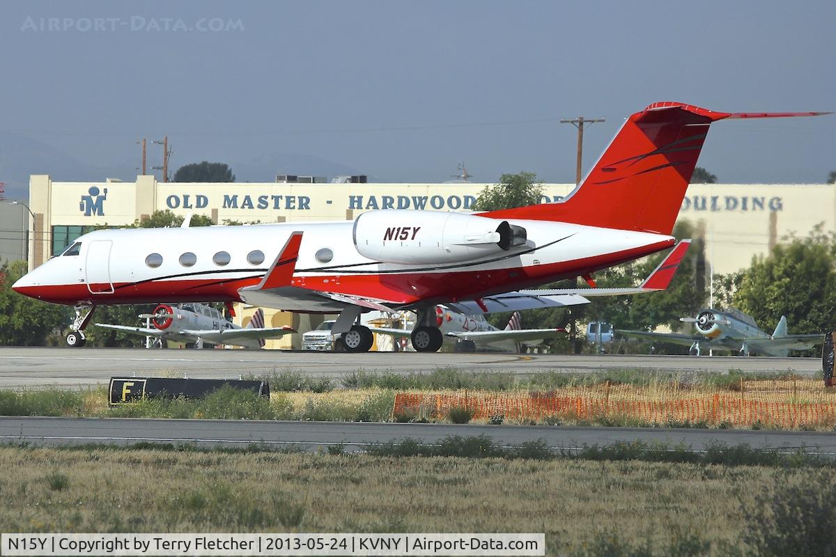 N15Y, 1997 Gulfstream Aerospace G-IV C/N 1318, At Van Nuys Airport in May 2013