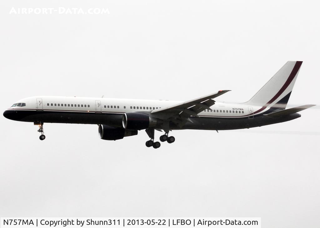 N757MA, 1997 Boeing 757-24Q C/N 28463, Landing rwy 32L