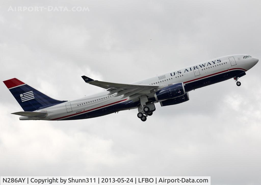 N286AY, 2013 Airbus A330-243 C/N 1415, Delivery day...