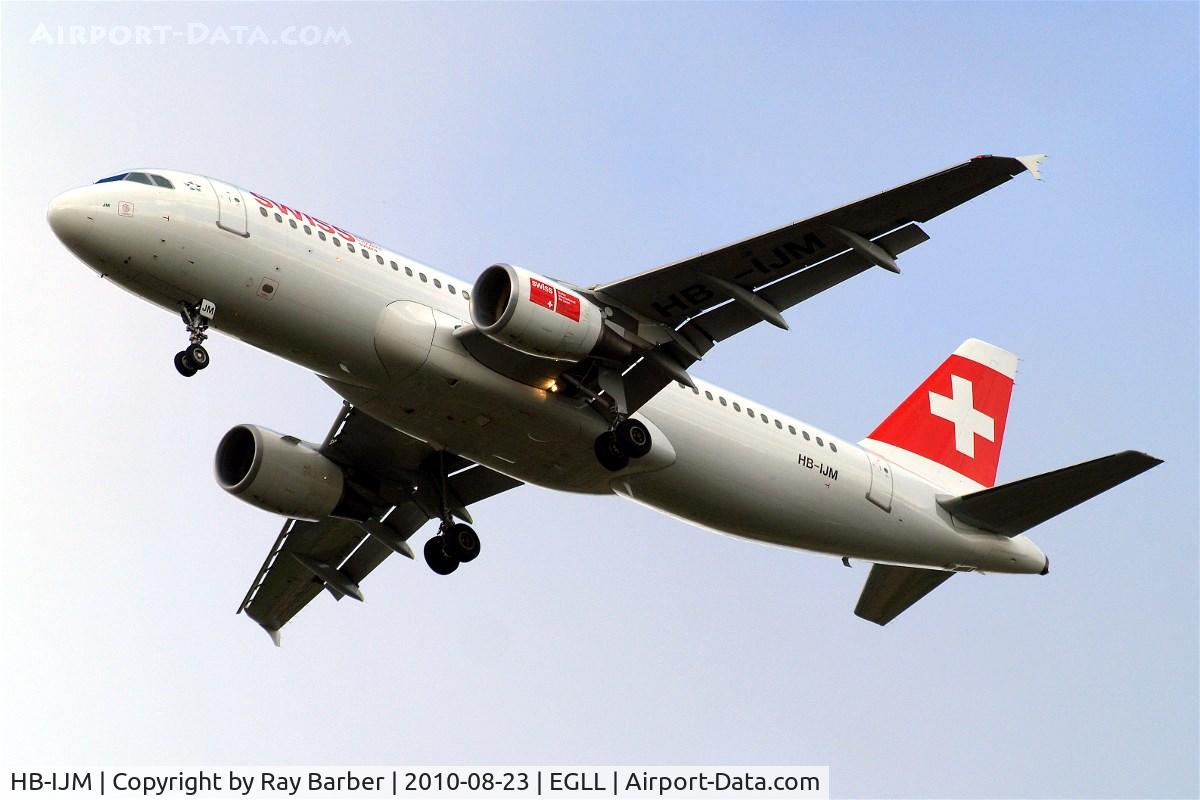 HB-IJM, 1996 Airbus A320-214 C/N 635, Airbus A320-214 [0635] (Swiss International Air Lines) Home~G 23/08/2010. On approach 27R.