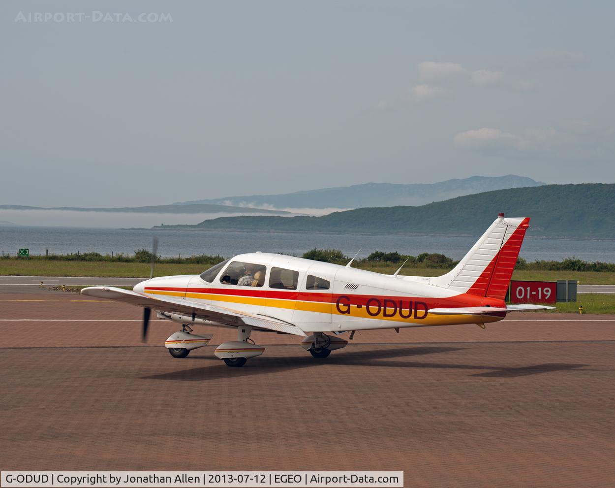 G-ODUD, 1977 Piper PA-28-181 Cherokee Archer II C/N 28-7790107, Departing from Oban Airport (North Connel).