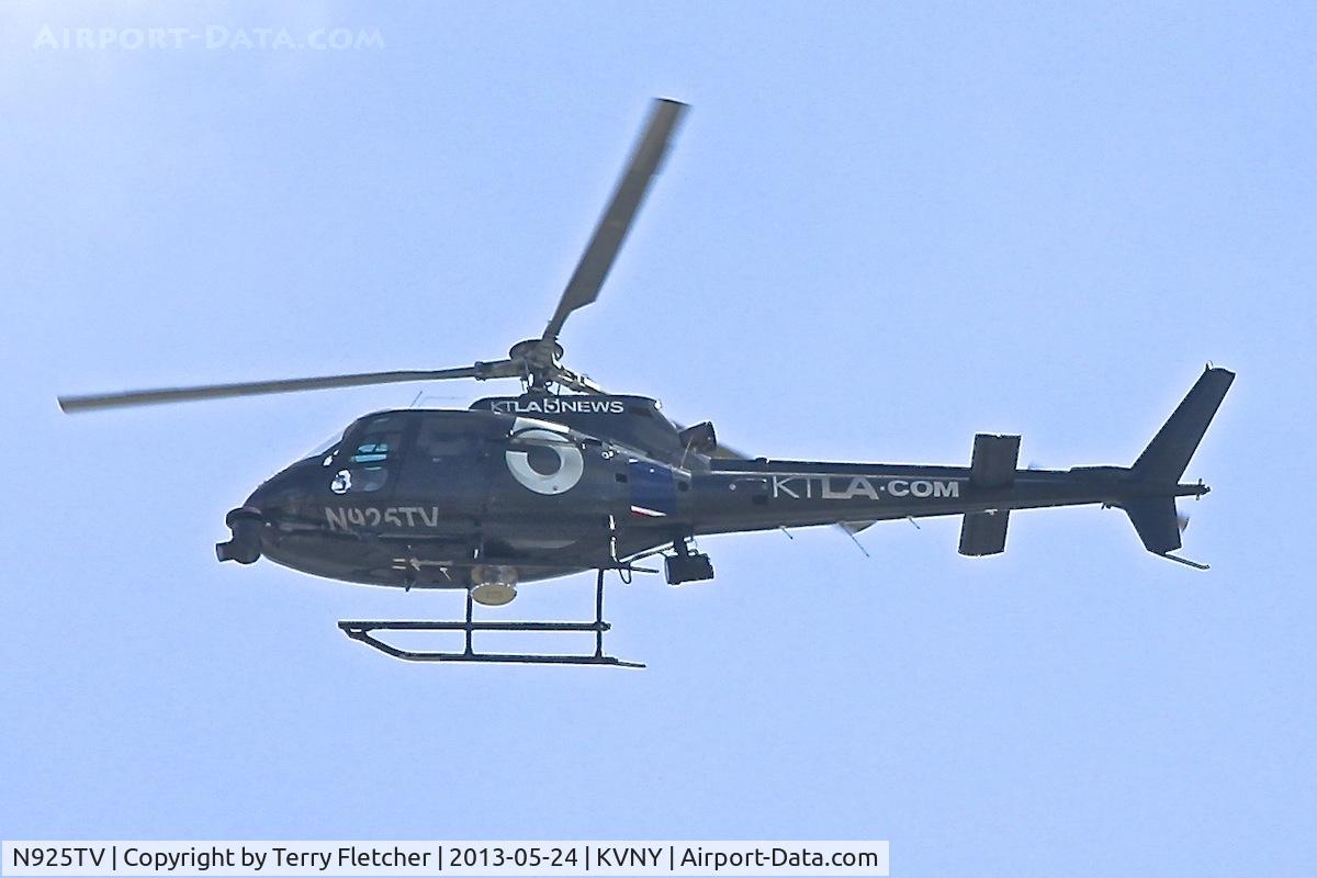 N925TV, 2007 Aerospatiale AS-350B-2 Ecureuil C/N 4372, At Van Nuys