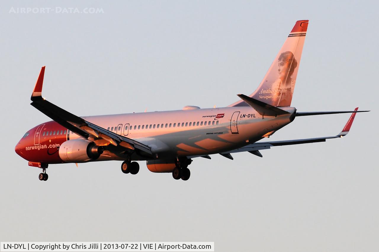 LN-DYL, 2011 Boeing 737-8JP C/N 40867, Norwegian