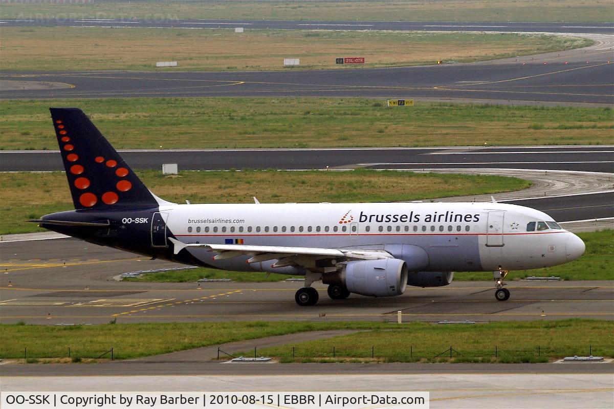 OO-SSK, 2000 Airbus A319-112 C/N 1336, Airbus A319-112 [1336] (Brussels Airlines) Brussels~OO 15/08/2010