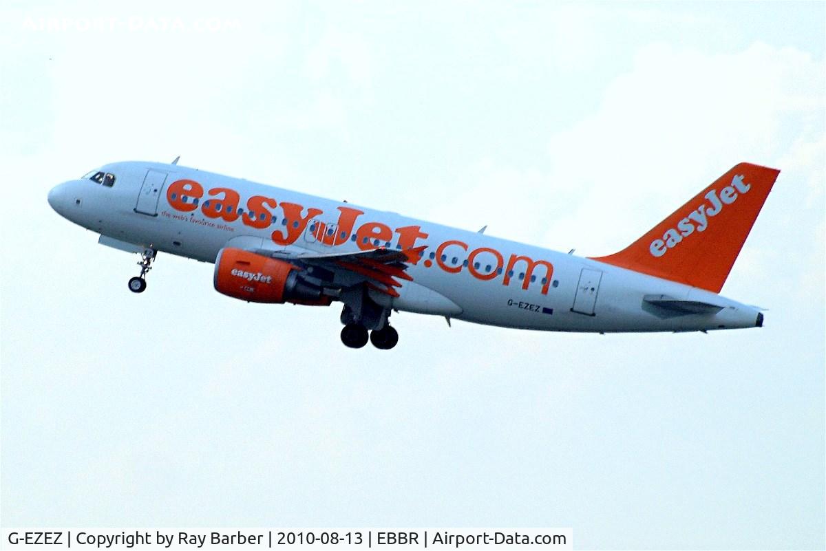 G-EZEZ, 2004 Airbus A319-111 C/N 2360, Airbus A319-111 [2360] (EasyJet) Brussels~OO 13/08/2010