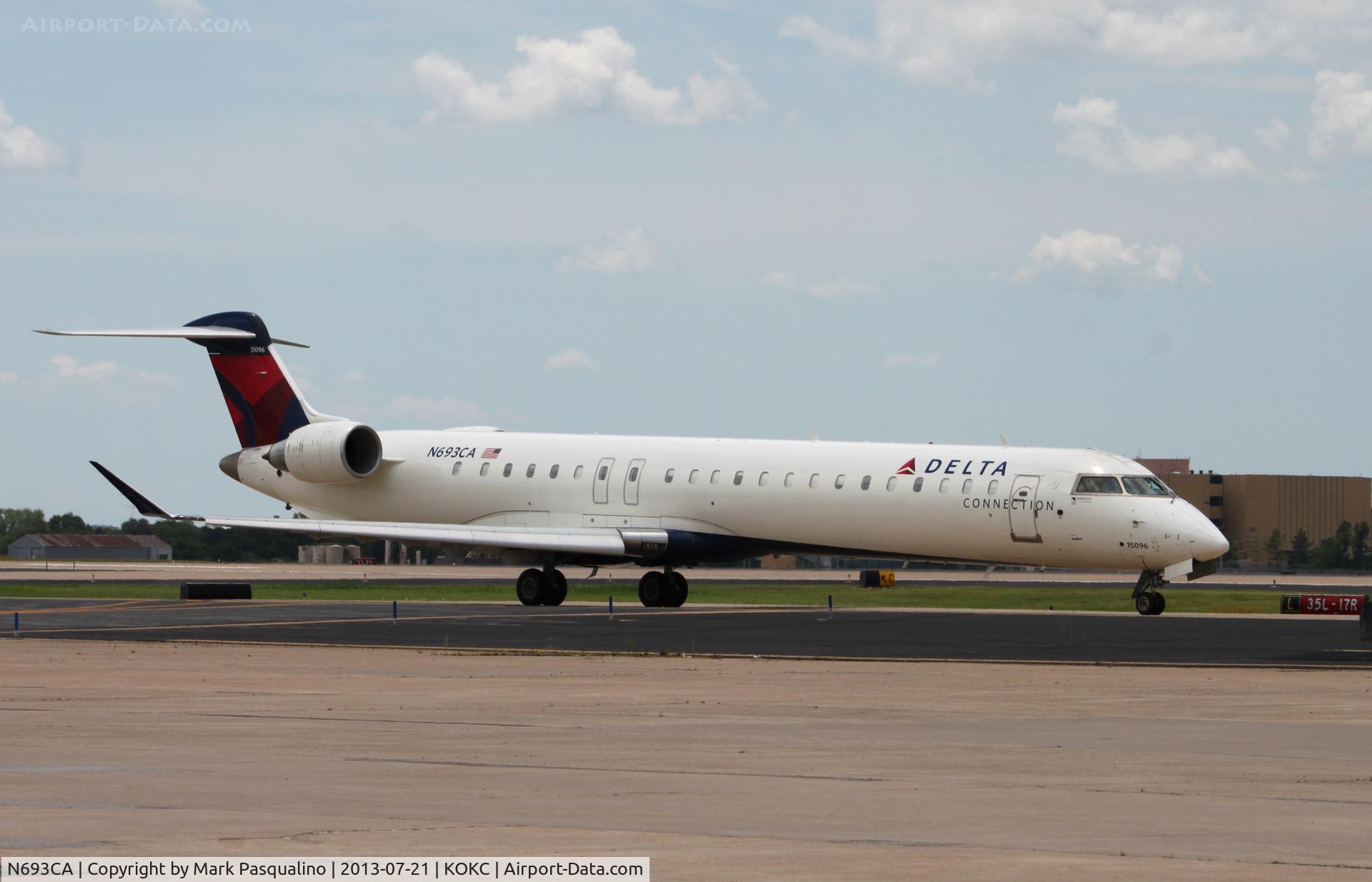 N693CA, 2006 Bombardier CRJ-900ER (CL-600-2D24) C/N 15096, CL600-2D24
