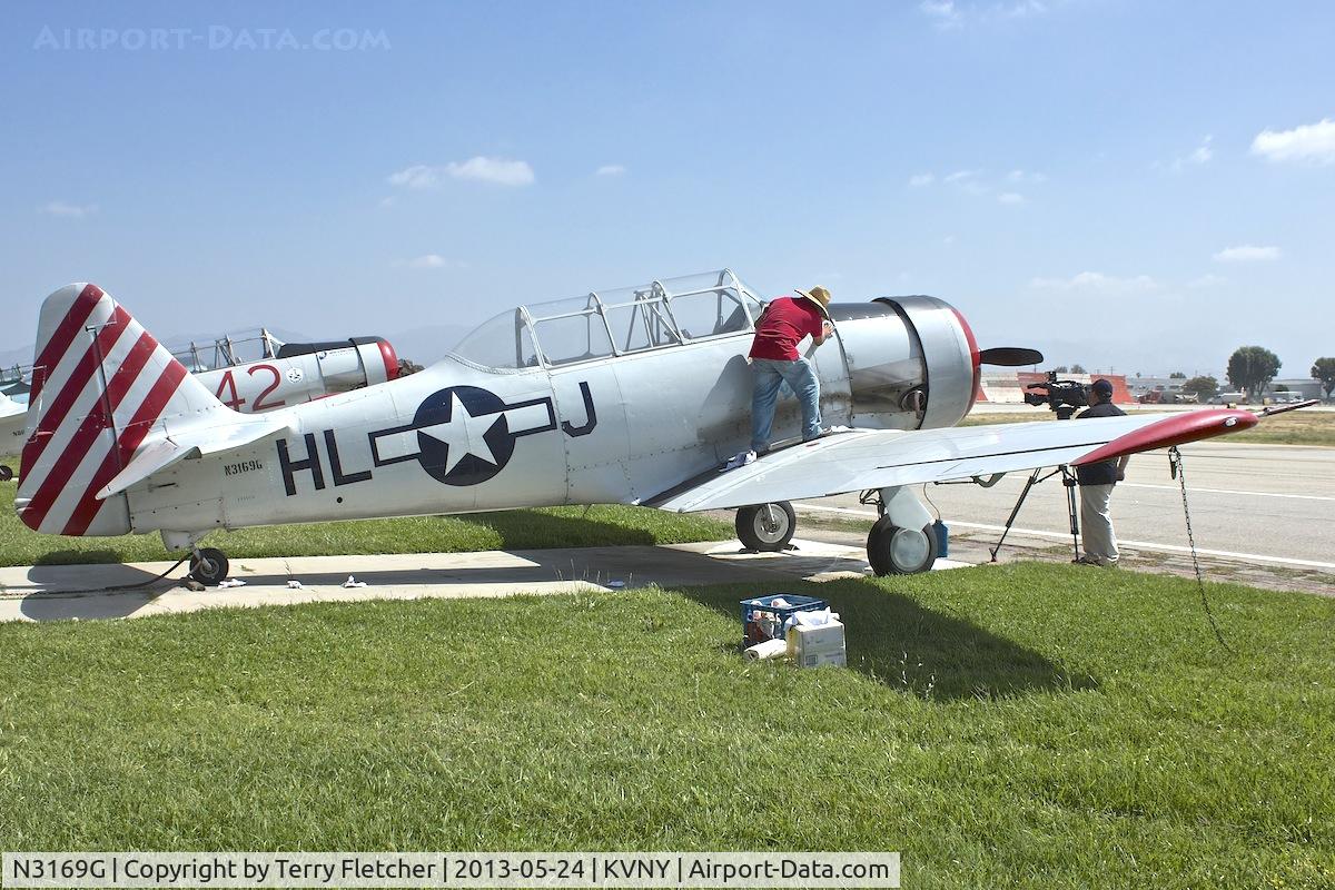 N3169G, 1945 North American AT-6F Texan C/N 121-42937, One of the Condor Squadron Texans at Van Nuys Airport
