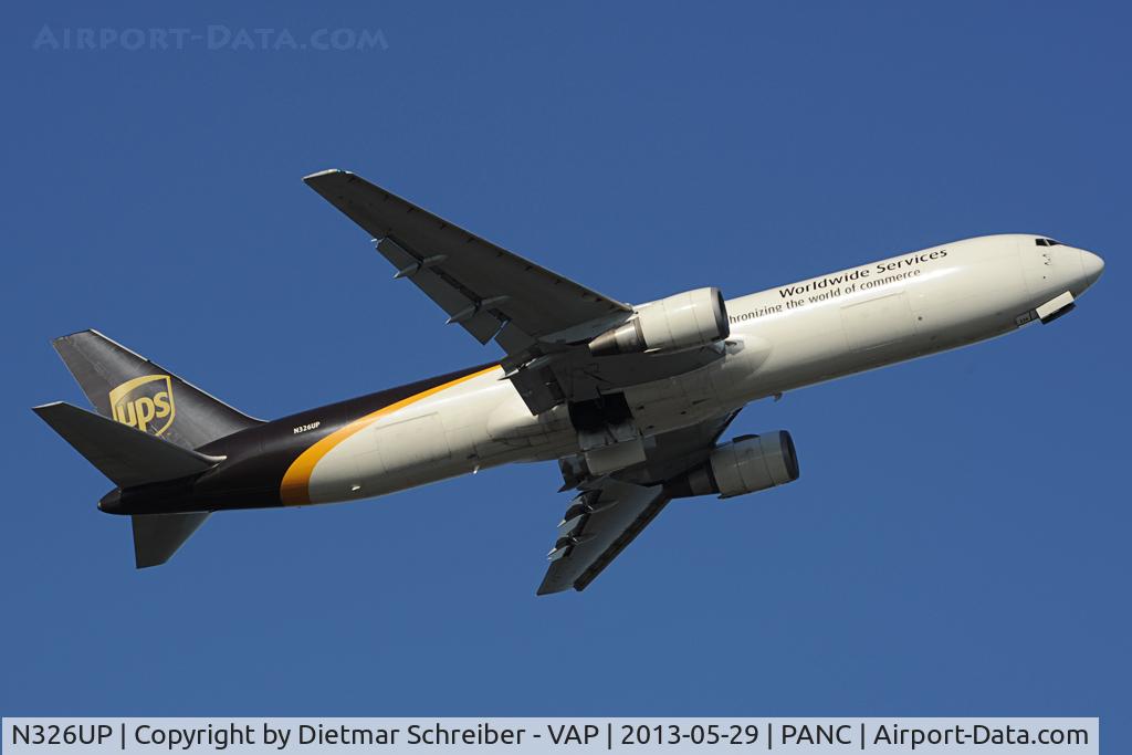 N326UP, 1998 Boeing 767-34AF C/N 27752, UPS Boeing 767-300