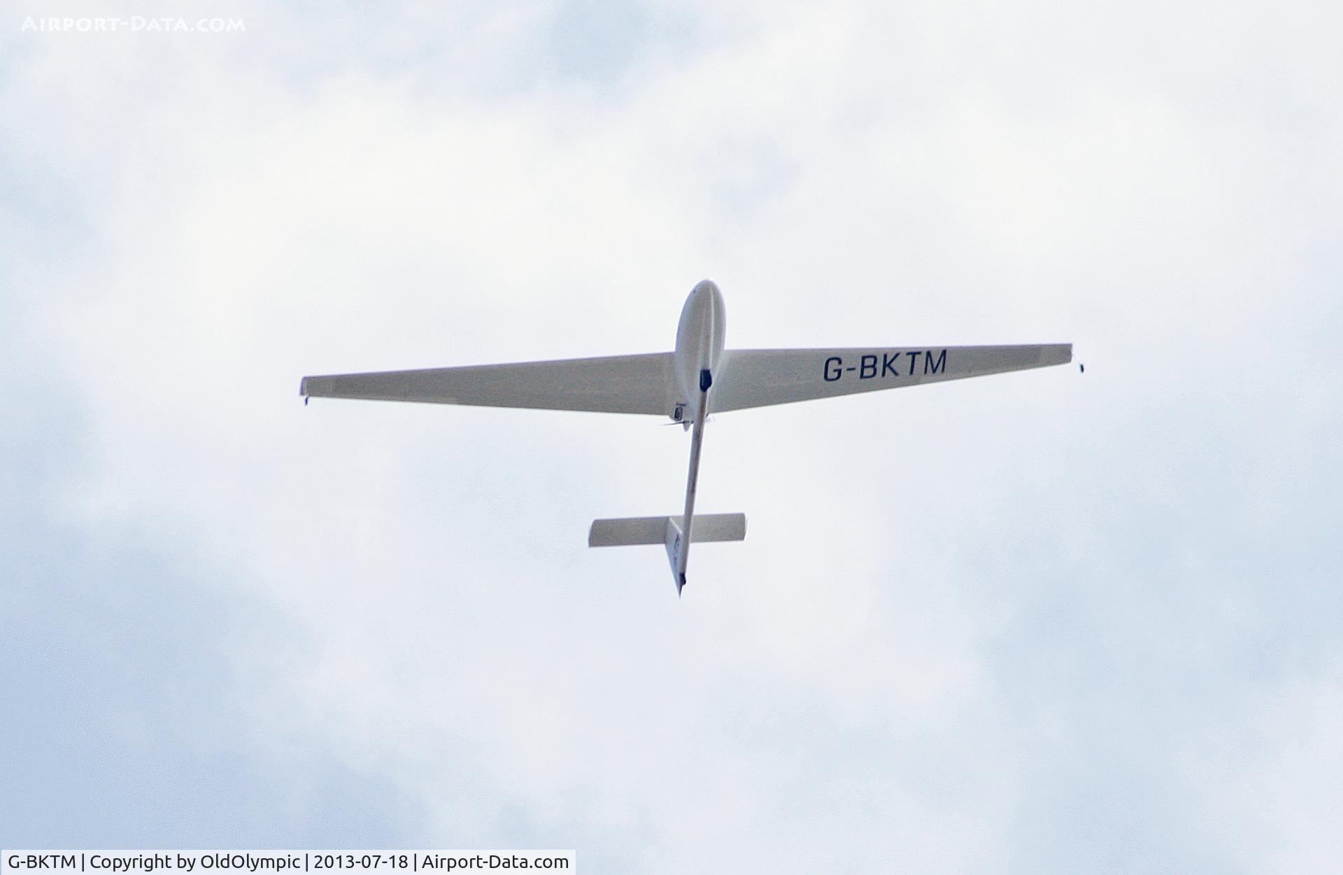 G-BKTM, 1976 PZL-Bielsko SZD-45A Ogar C/N B-656, Overhead Hayling Island