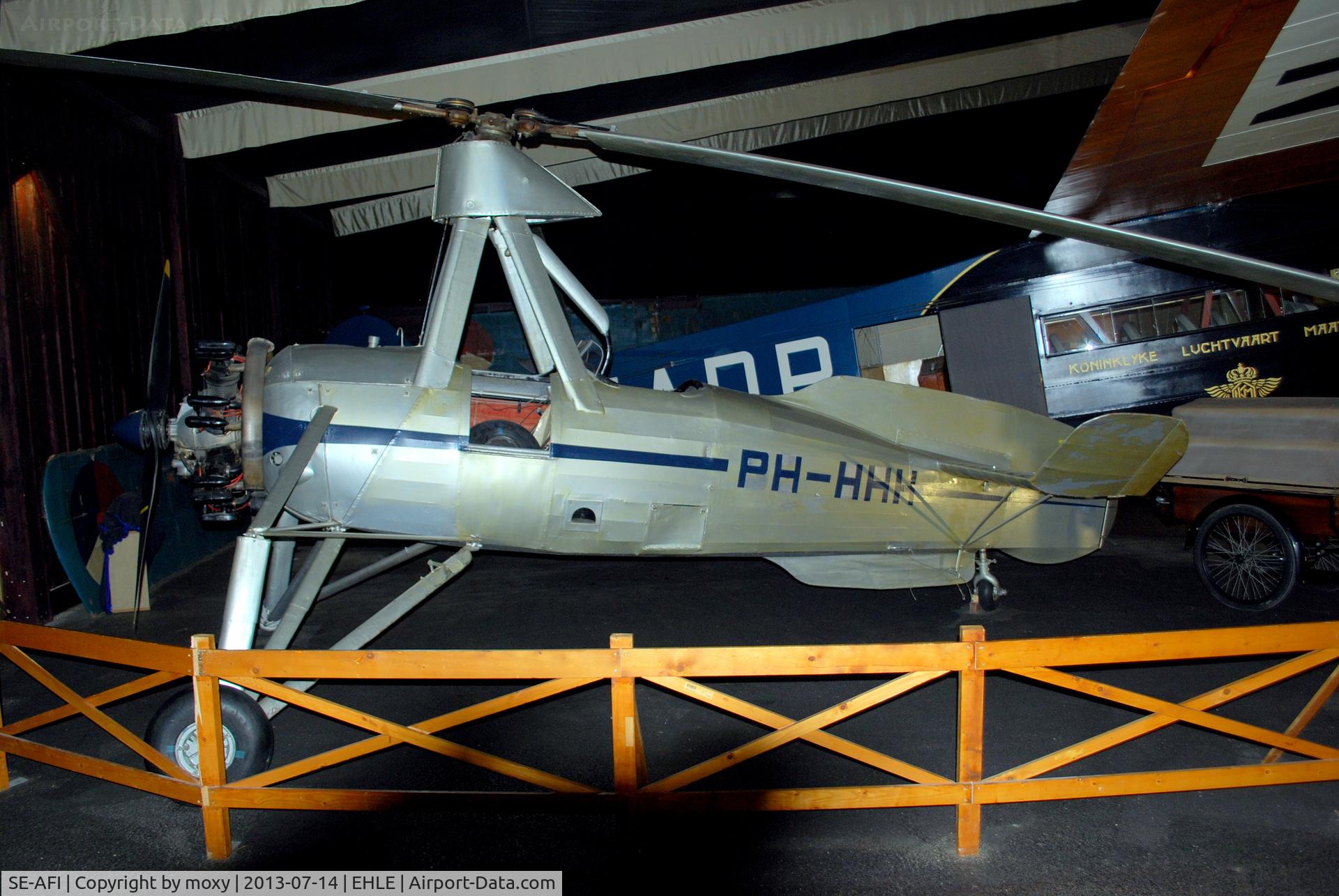SE-AFI, Avro 671 Rota I (Cierva C-30A) C/N 735, Avro 671 Rota 1 (Cierva C.30A) Ex LN-BAD marked as PH-HHH. At the Aviodome, Lelystat, Holland.