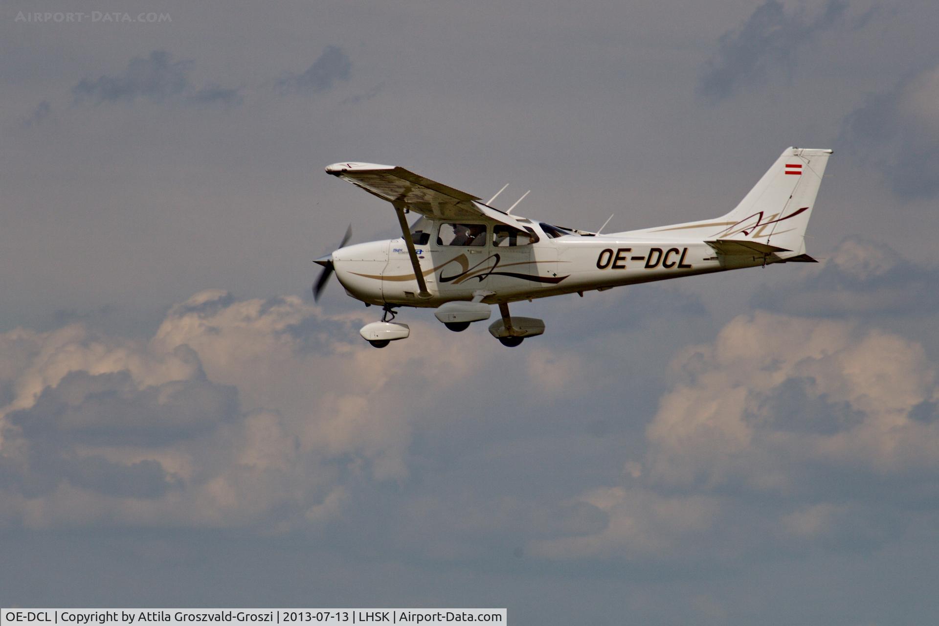 OE-DCL, Cessna 172S C/N 172S10773, Siofok-Kiliti Airport, Hungary