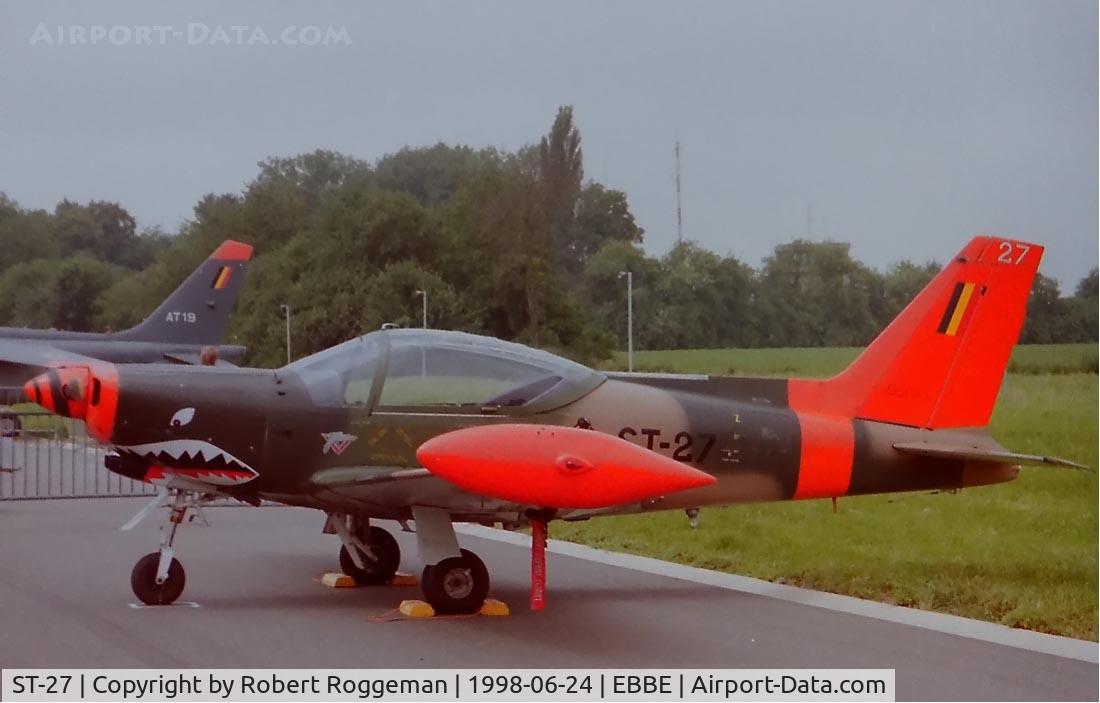 ST-27, SIAI-Marchetti SF-260M C/N 10-27, Open day.